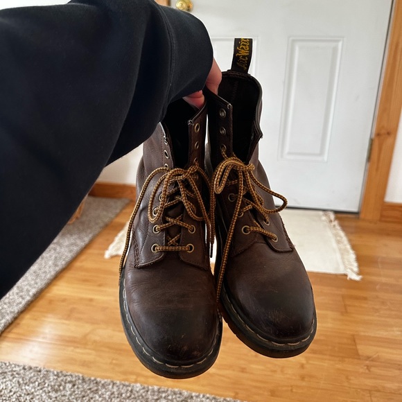 Dr. Martens Shoes - Doc martens